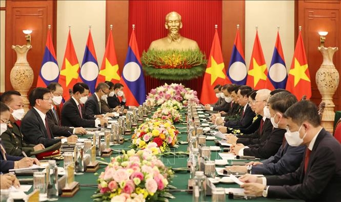 Vietnam, Laos hold high-level talks